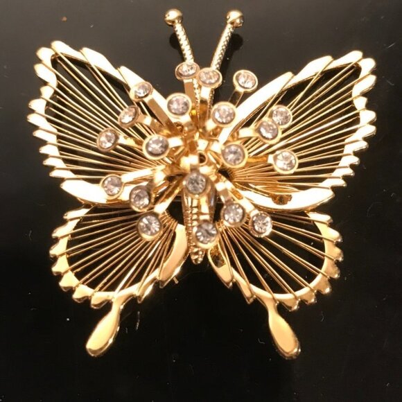 Monet Gold Filigree Butterfly Vintage Brooch Pin VTG Rhinestones Cottagecore - Picture 1 of 4